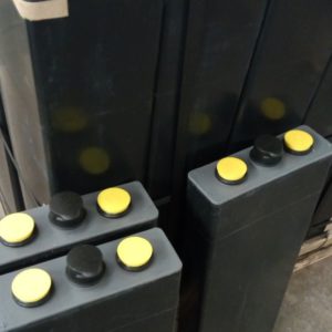 ELEMENTO 2V -   5 PzS 525Ah